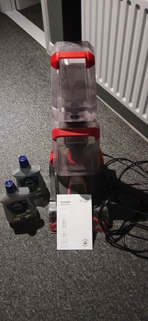 Bissell Carpet Cleaner with Solution – Good Condition