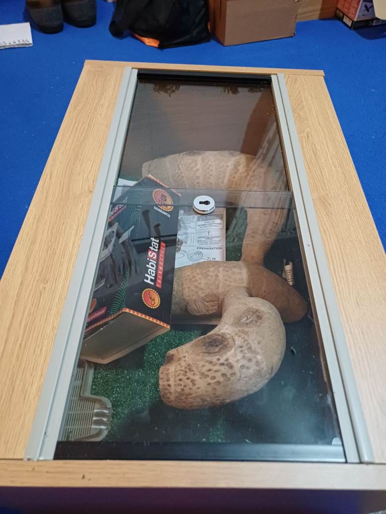 Vivexotic repti view terrarium 