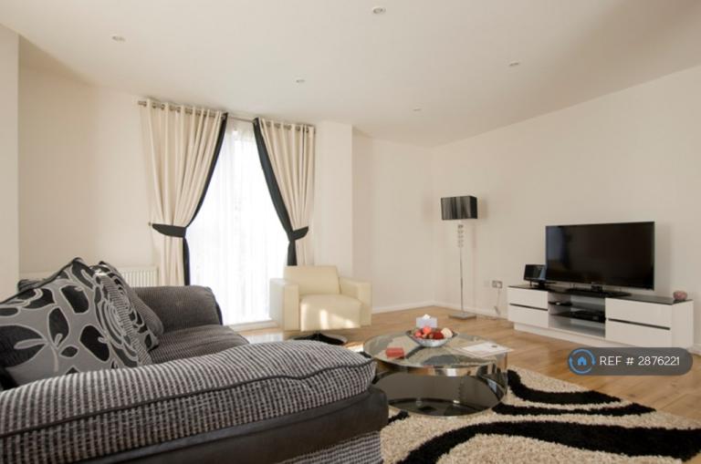 2 bedroom flat in Creative House, London, SW8 (2 bed) (#2876221)