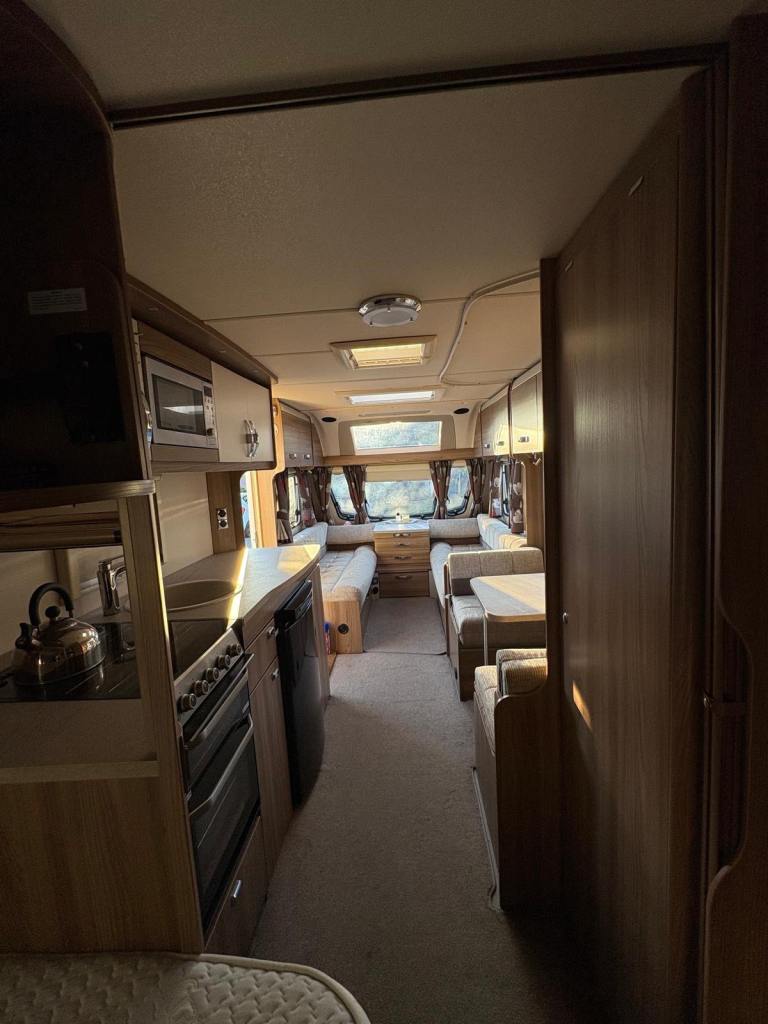 Swift ace prestige 2016 6 berth 