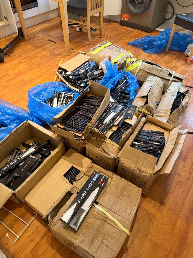 Approx 7000 Japanese ‘cutlery’