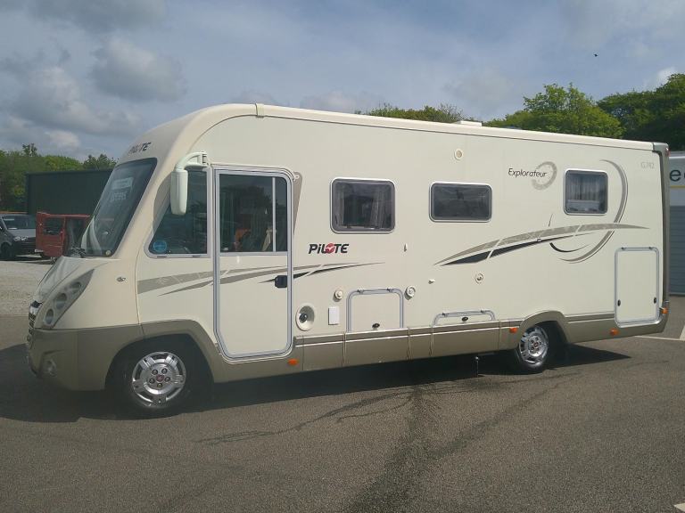 Pilote Explorateur G742 LCE DIESEL MANUAL 2011/11