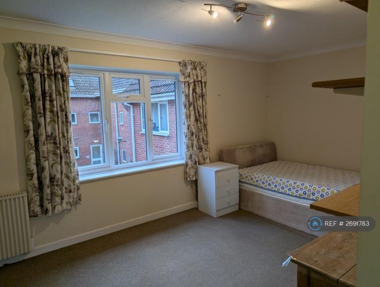 Studio flat in Lingdale Place, Southampton, SO17 (#2691783)