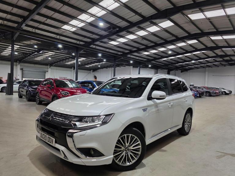 2020 Mitsubishi Outlander 2.4h TwinMotor 13.8kWh Dynamic CVT 4WD Euro 6 (s/s) 5dr ESTATE Petrol/E...