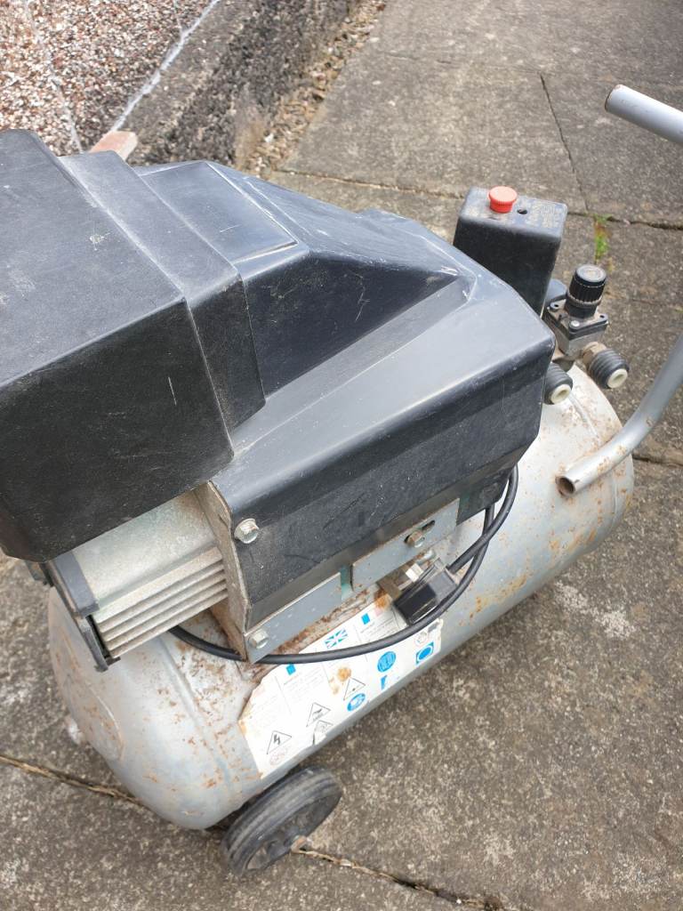 REDUCED Compressor 25 litre, great condition. 
