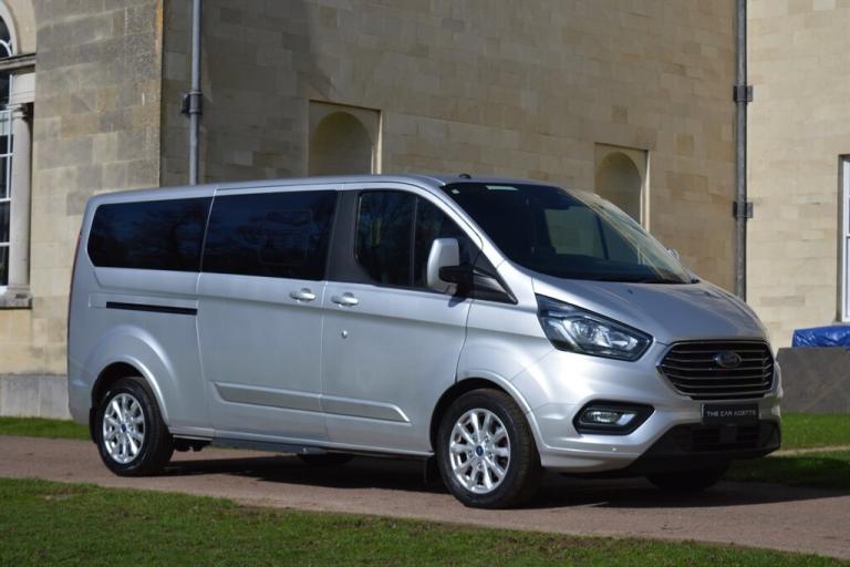 2018 Ford Tourneo Custom 310 TITANIUM Minibus Diesel Manual