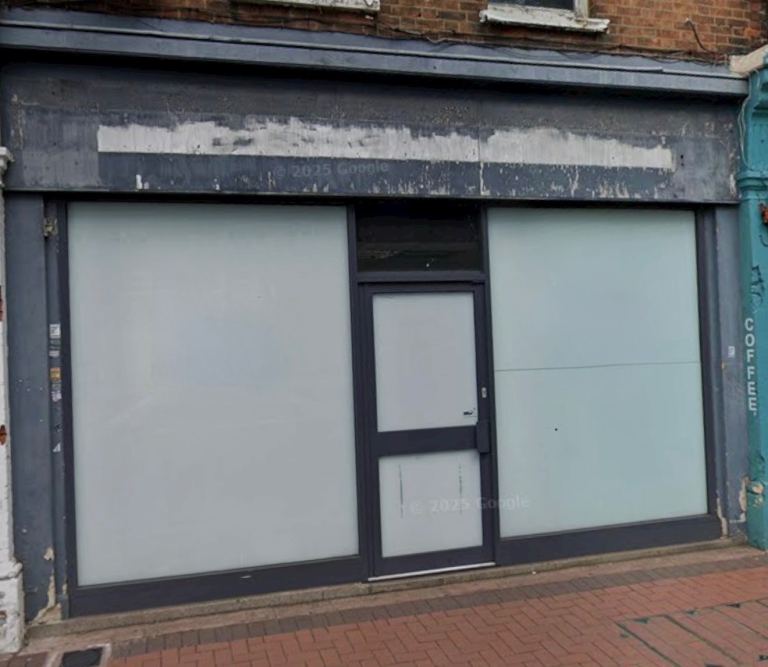 Huge size shop/retail