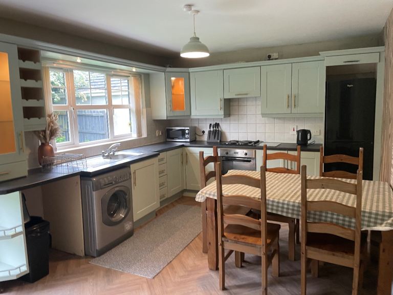 3/4 bed house to let 