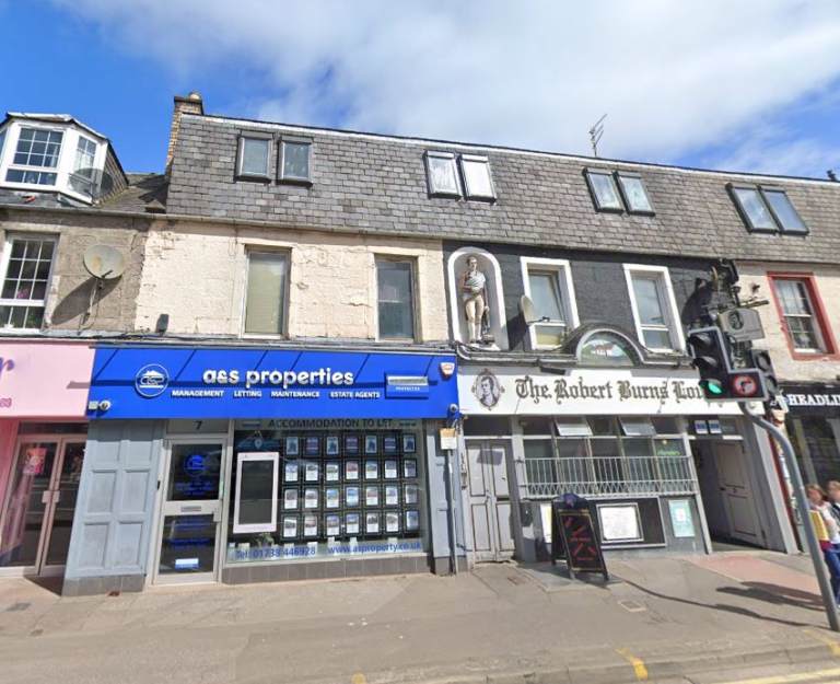 1 bedroom flat in 5 F1, County Place, Perth, PH2 8EE