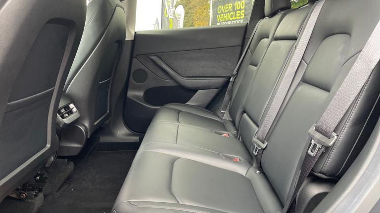 2022 Tesla Model Y Long Range AWD 5dr Auto Electric