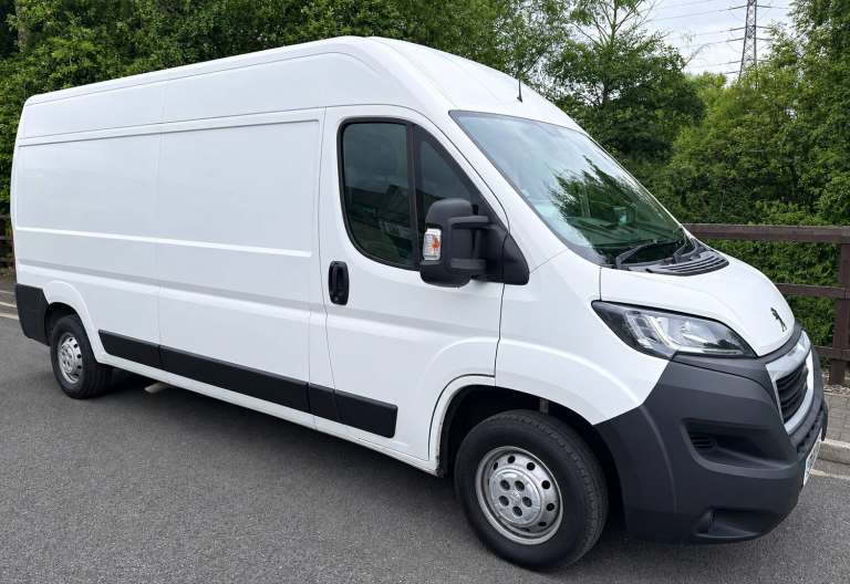 2019 Peugeot Boxer 2.2 BlueHDi 335 Professional Panel Van Diesel Manual