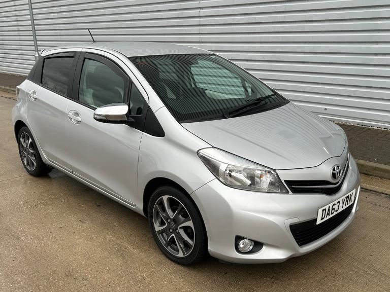 2014 Toyota Yaris 1.33 Dual VVT-i Trend Hatchback 5dr Petrol Multidrive S Euro