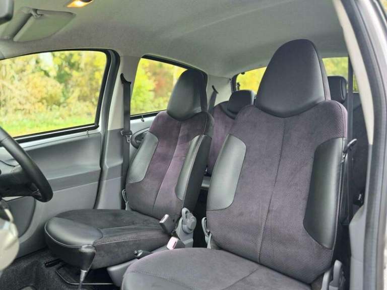 2009 Toyota AYGO 1.0 VVT-i Platinum 5dr [AC] MMT HATCHBACK PETROL Automatic