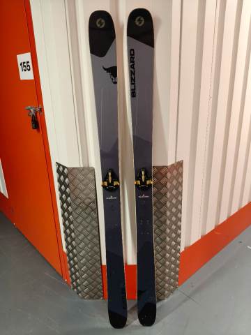 Blizzard Rustler 10 Skis 180cm, £120.00 for Sale in Brighton, East