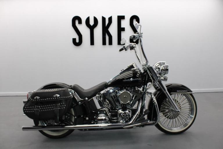 2017 Harley-Davidson FLSTN Cholo Softail Deluxe in Vivid Black