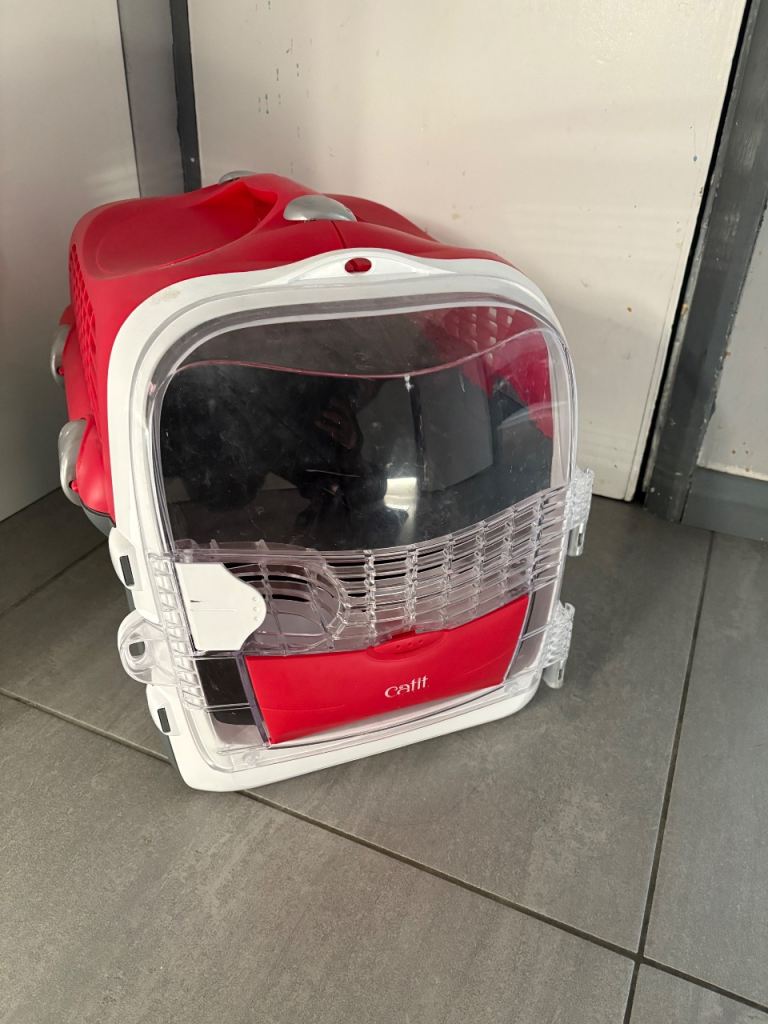 Large cat carrier