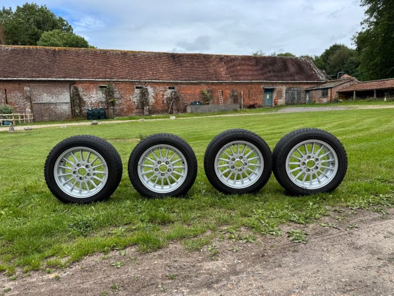 Genuine BMW 16” Stye 32 Alloy wheels With Dunlop Winter Tyres 205 / 55 R16