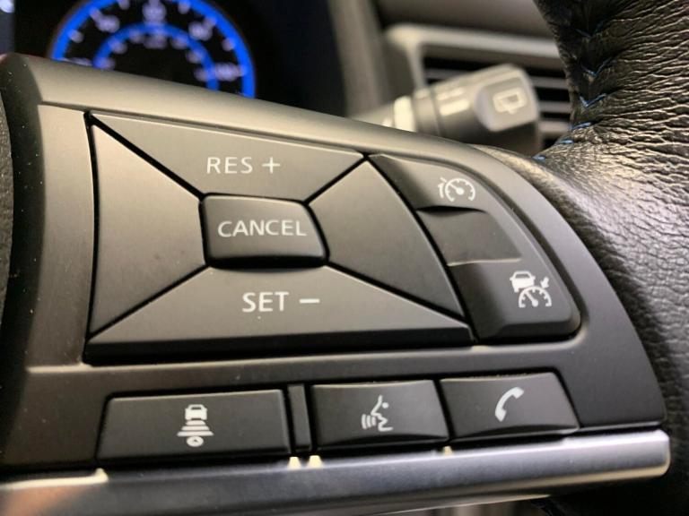 2024 Nissan Leaf 110kW N-Connecta 39kWh 5dr Auto HATCHBACK ELECTRIC Automatic