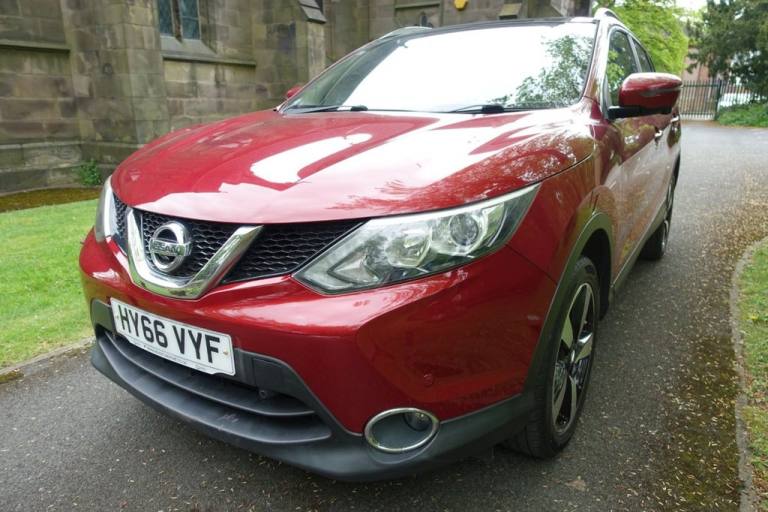 2016 Nissan Qashqai 1.5 dCi N-Connecta 5dr HATCHBACK DIESEL Manual