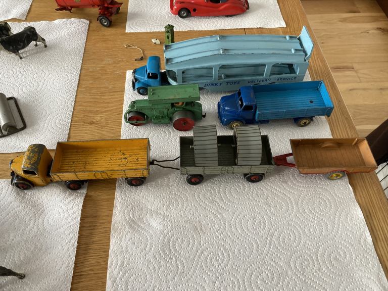 Meccano Bedford Truck and Trailer with extra Trailer 