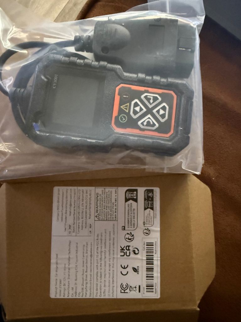 CY3001 model NEW OBD2 Scanner Code Reader, Car Engine Fault Scanner CAN Diagnostic Tool