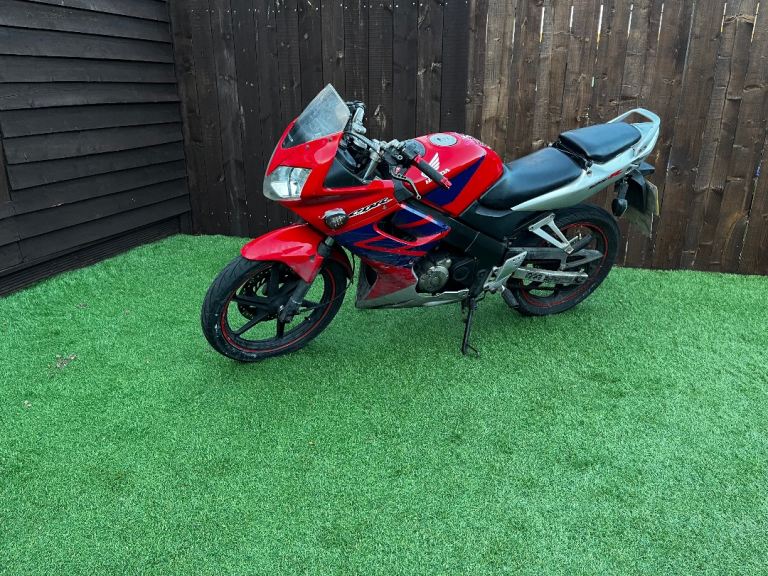 Honda CBR 125r 