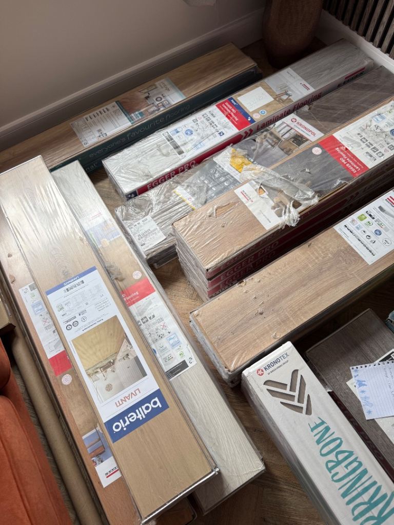 Laminate Flooring 