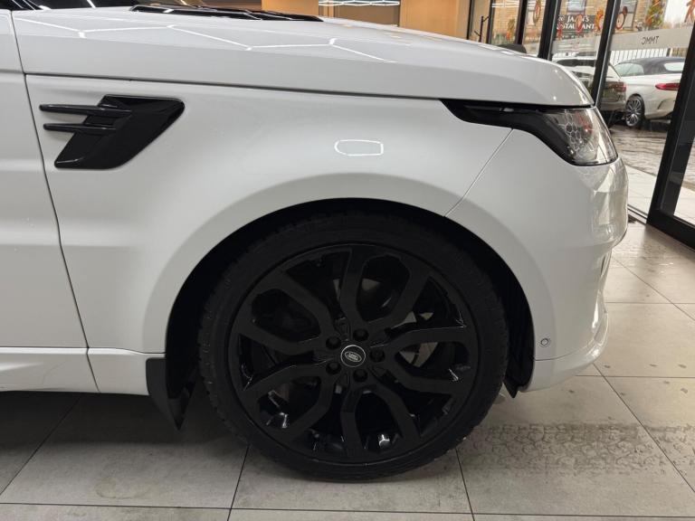 2020 Land Rover Range Rover Sport 3.0 SD V6 Autobiography Dynamic Auto 4WD Euro 6 (s/s) 5dr ESTAT...