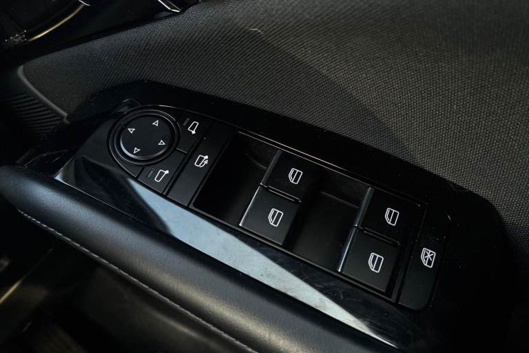 2024 Mazda CX-30 2.0 e-Skyactiv G MHEV Exclusive-Line 5dr HATCHBACK PETROL Manual