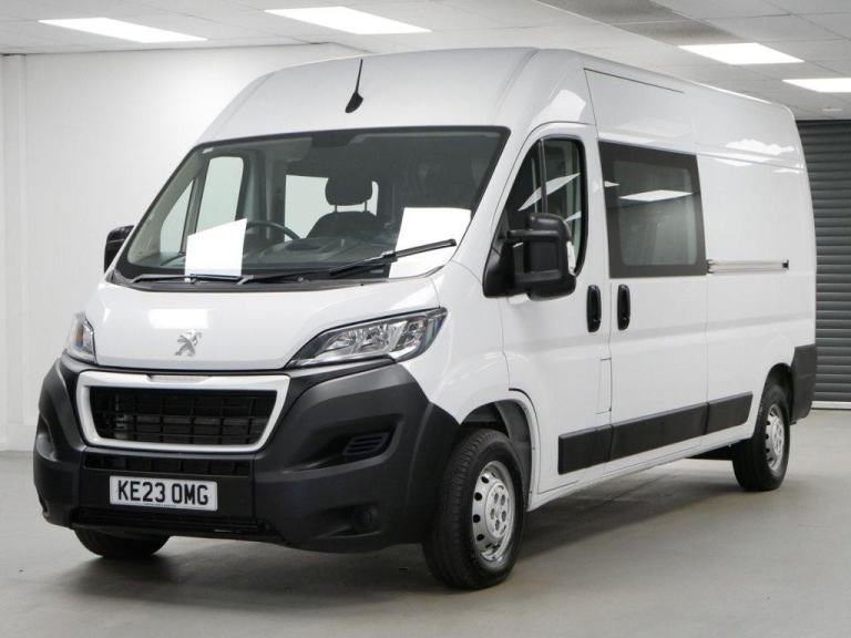 2023 PEUGEOT BOXER 335 2.2 BLUEHDI 140 BHP LONG PROFESSIONAL CREWCAB 6 SEATER