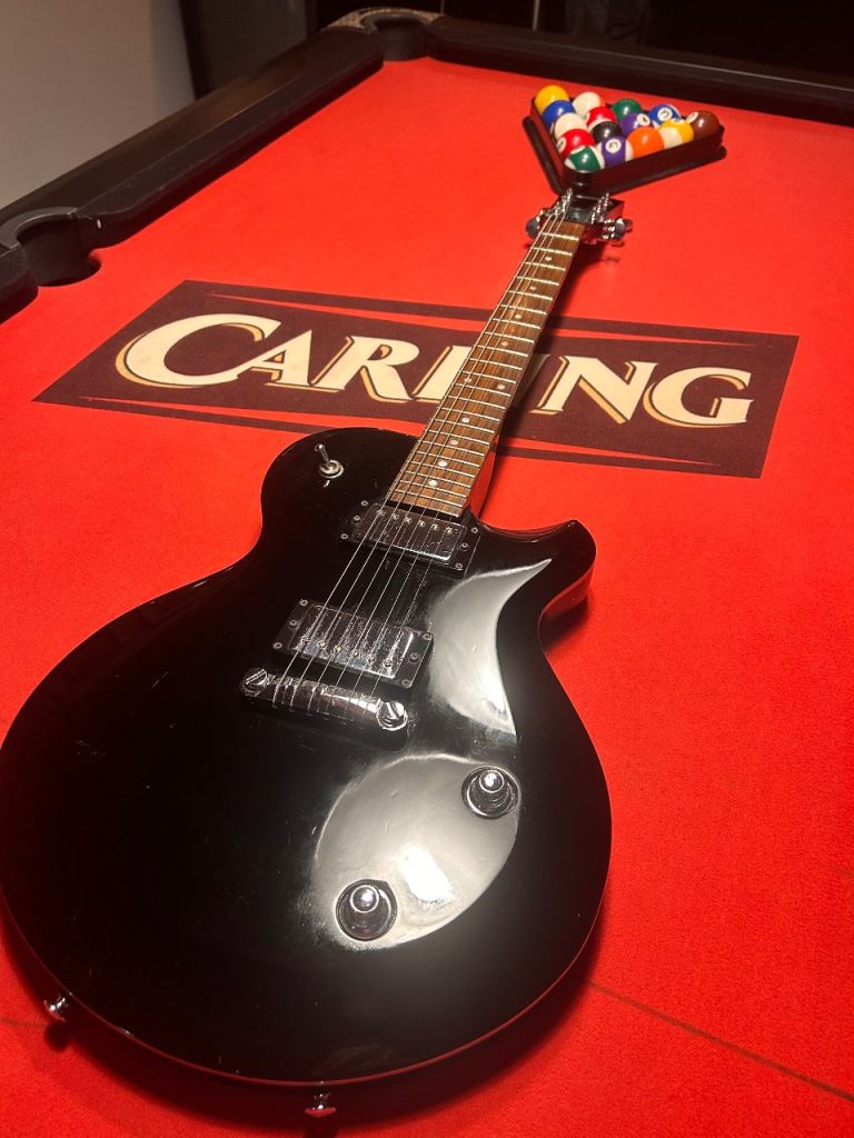 Guitar and bass offers only nothin silly