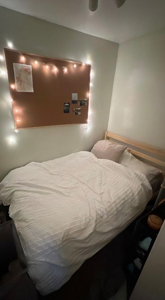 £460 bills included single room Easter Road. 