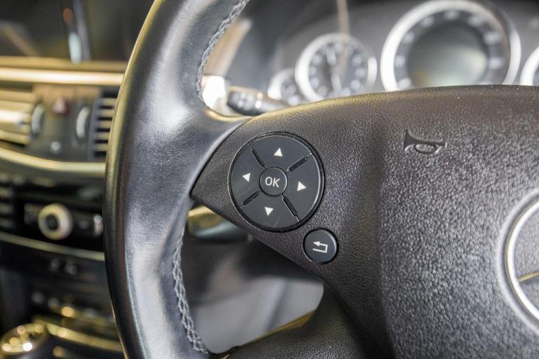 2009 Mercedes-Benz E Class E220 CDI BlueEFFICIENCY SE 4dr Tip Auto SALOON DIESEL Automatic