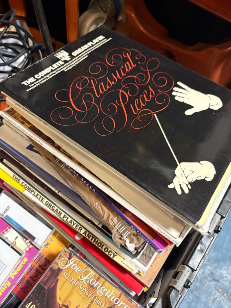 Sheet music - organ - various genres