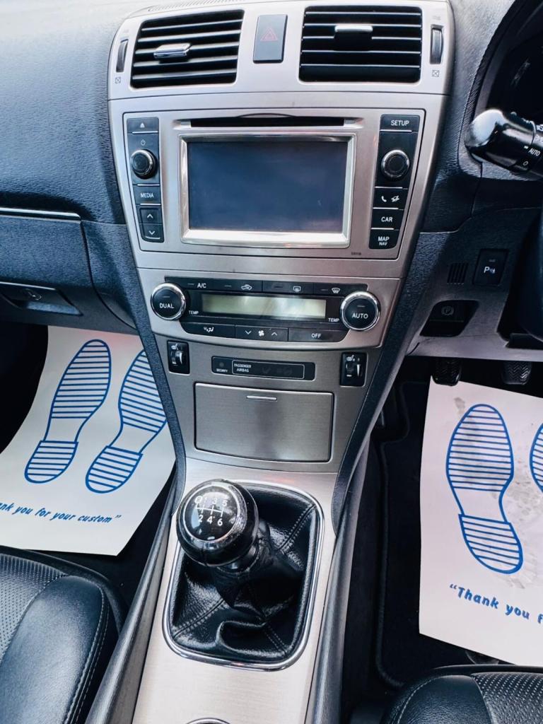 2012 Toyota Avensis 2.0 D-4D T Spirit 4dr SALOON Diesel Manual