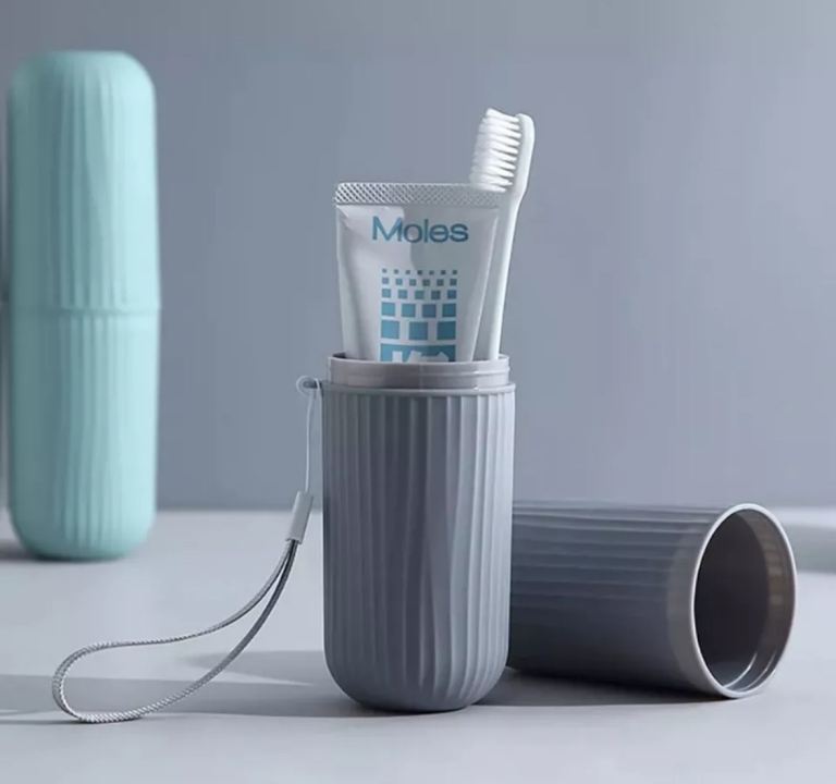Multi-pack portable travel toothbrush - cylinder case holder