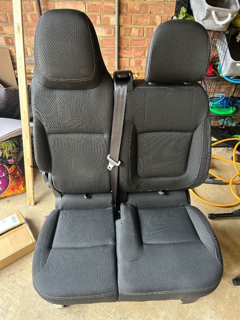 Renault Trafic front seat