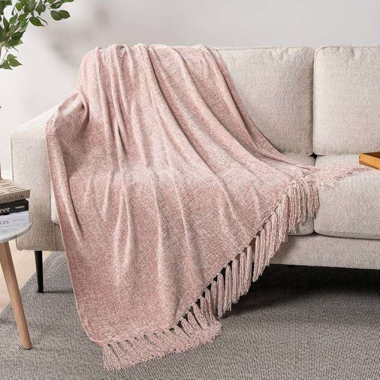 Pink chenille throw / blanket 