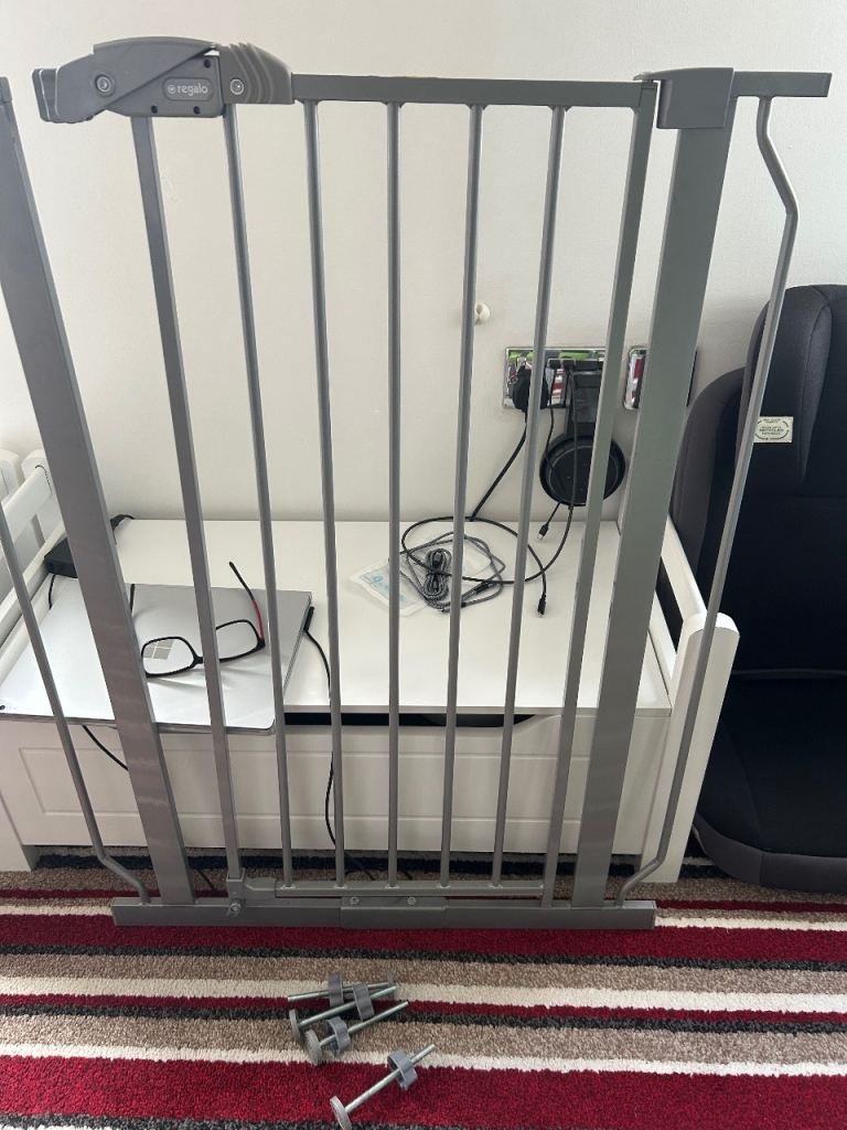 Safety 1st Baby Gate - Grey, Good Condition