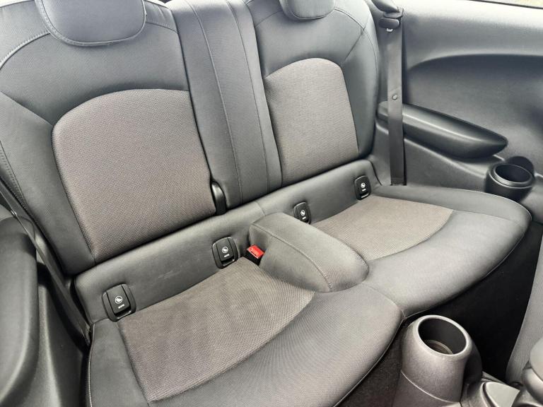 2020 MINI Hatch 1.5 Cooper Classic II 3dr HATCHBACK PETROL Manual