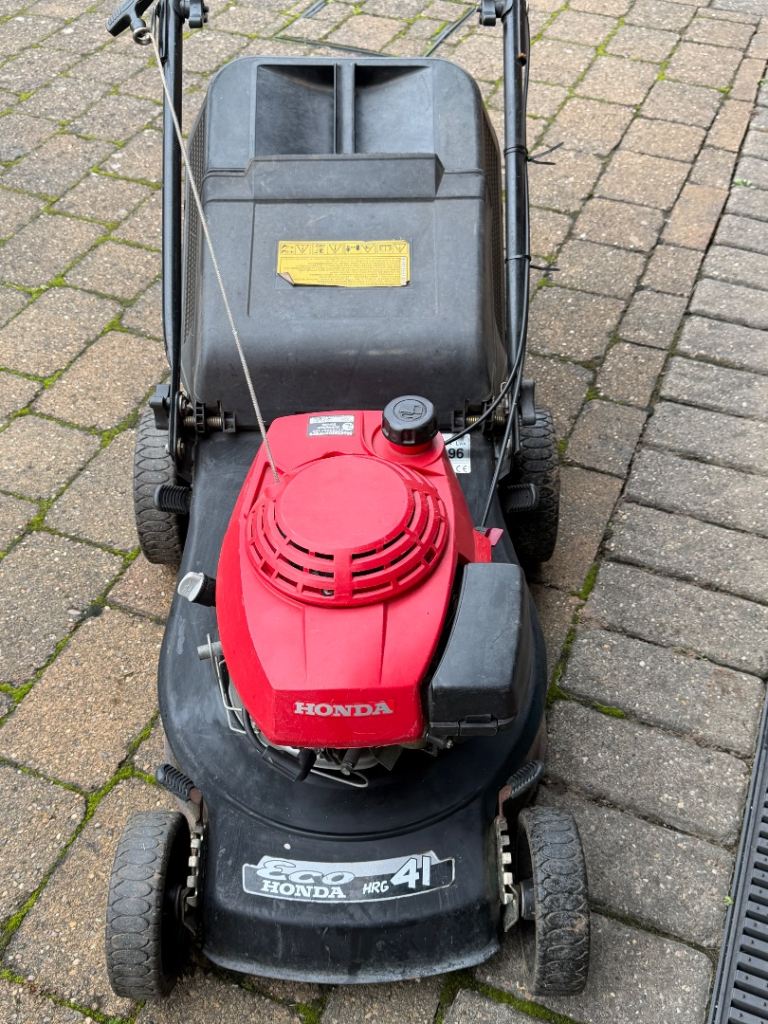HONDA HRG41 Petrol Lawn Mower 16 inch