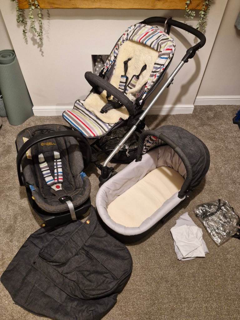 Mamas and Papas Pram System