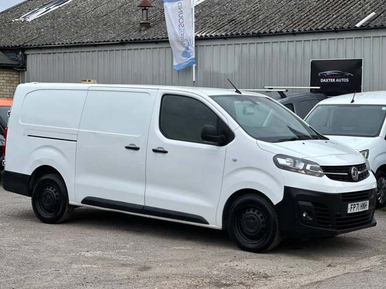 Vauxhall Vivaro 2.0 Turbo D 3100 Dynamic L2 H1 Euro 6 (s/s) 6dr Diesel Manual