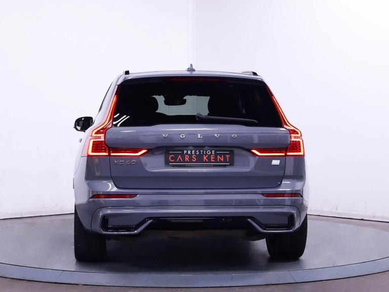 2021 Volvo XC60 R-Design Pro T8 AWD (390 hp) Auto ESTATE Petrol/Electric Hybrid Automatic