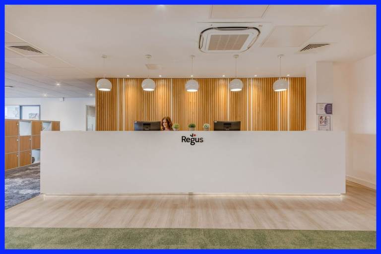 Uxbridge - UB10 0FD, Would you like a business address/telephone number in Hillingdon House?