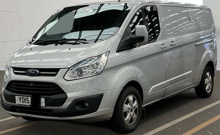 2015 FORD TRANSIT CUSTOM 2.2 TDCI 125 LIMITED LWB NO VAT Door security locks fitted