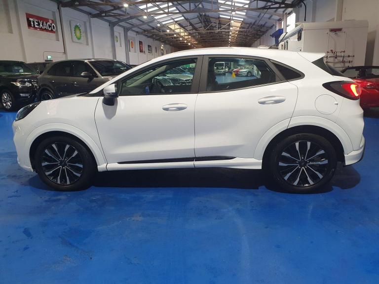 2023 Ford Puma 1.0 EcoBoost Hybrid mHEV Titanium 5dr HATCHBACK PETROL Manual