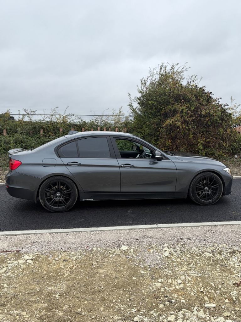 BMW, 3 SERIES, Saloon, 2013, Manual, 1995 (cc), 4 doors