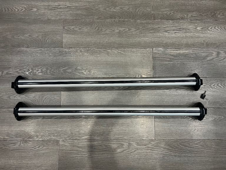 Summit roof bars with keys 