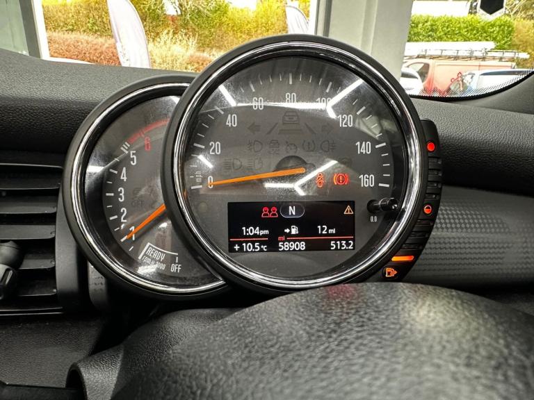 MINI CONVERTIBLE 1.5 Cooper D Convertible 2016